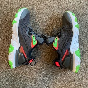 6.5Y NIKE React Vision shoes (USED)